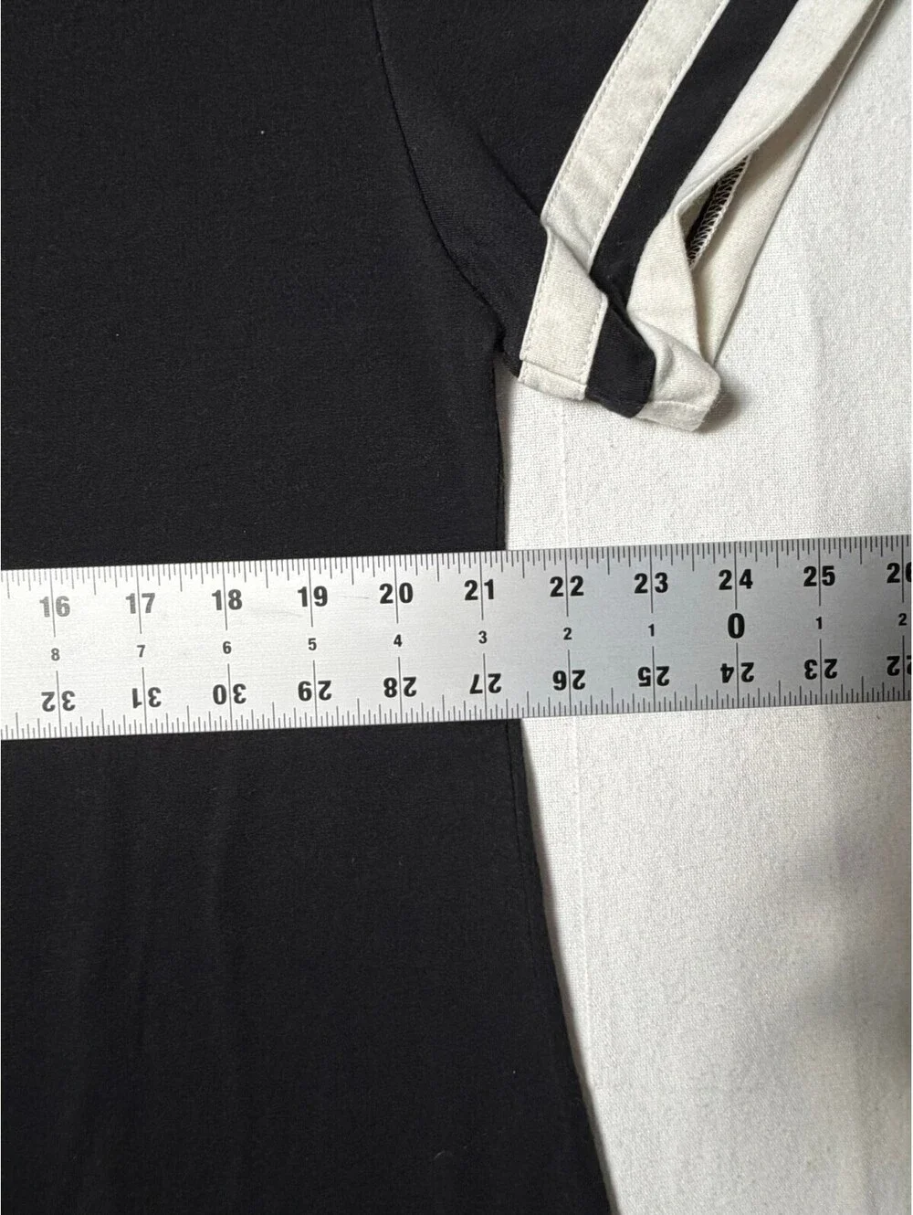 Men’s Black White Ringer T-Shirt Retro Varsity Athletic Striped Sleeve